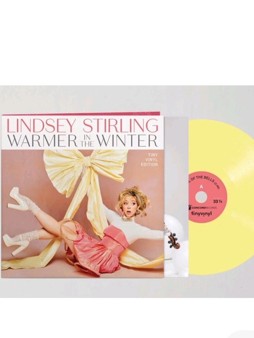LINDSEY STIRLING & SABRINA CARPENTER - Warmer In The Winter 4" Single IN HAND